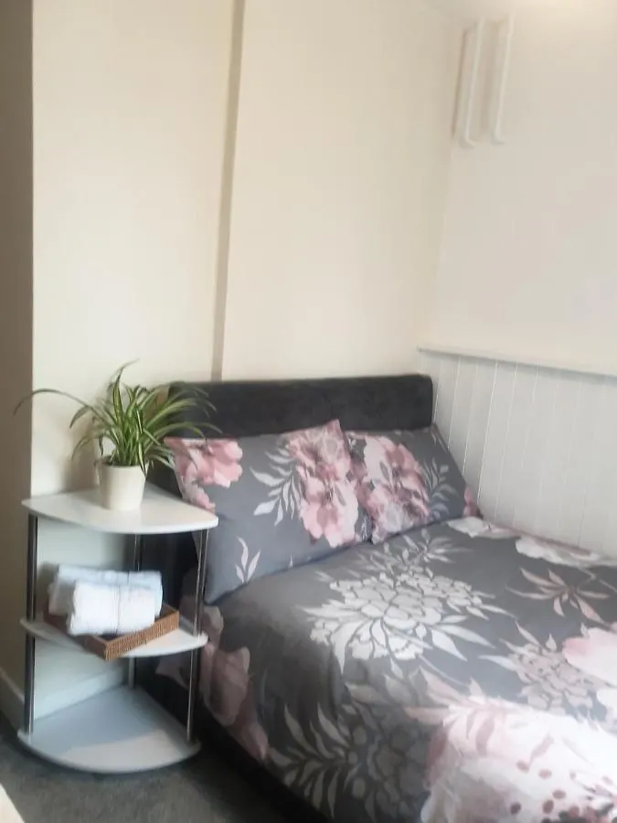 Guest house Sweet Dreams Hotel Luton